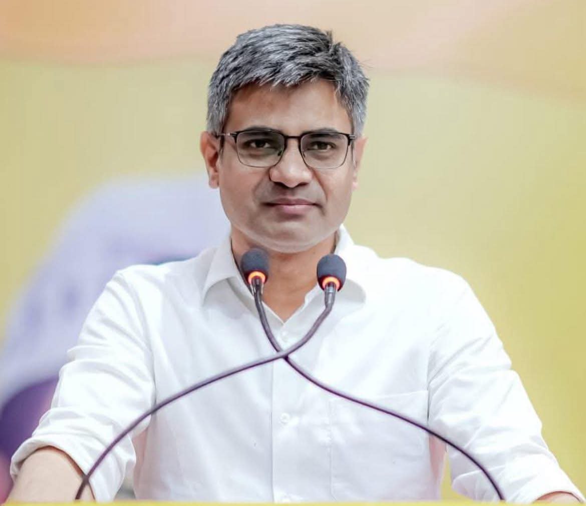 संदीप पाठक 