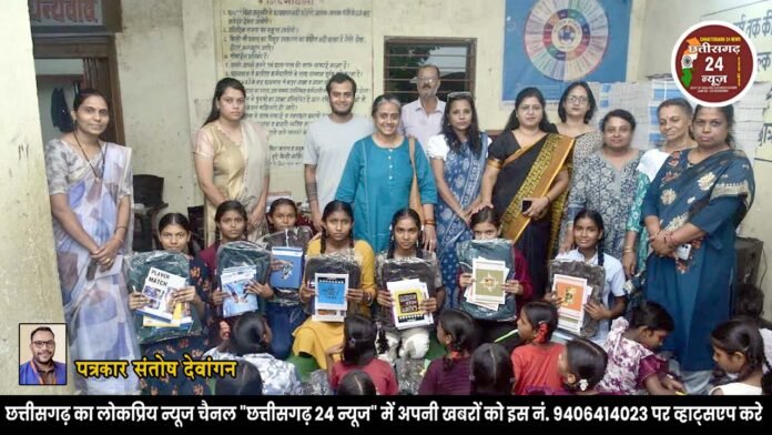 बालिका छात्रावास की बेटियों को जीई फाउंडेशन ने दिए स्कूल बैग और शैक्षणिक सामग्री