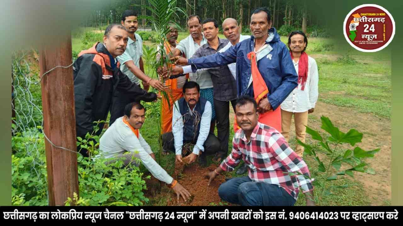 बारिश के बीच धाकड़ समाज ने मनाया स्वतंत्रता दिवस
