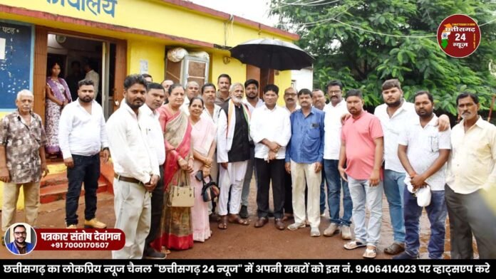 सहकारी समितियों का कांग्रेस जिलाध्यक्ष राकेश ठाकुर ने किया दौरा